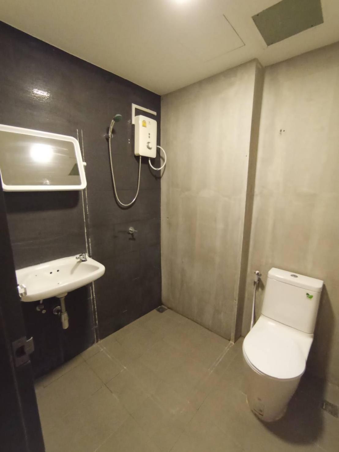 Go Inn Silom - Bts Saint Louis โกอินน์ สีลม - สถานีรถไฟฟ้าเซนต์หลุยส์ X Bangkok Exterior photo